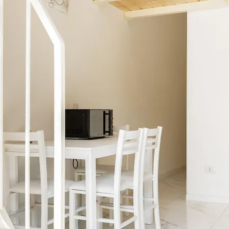 Cozy 2 Bedrooms, 10 Min For Centre, 3 From Linate Appartement Milan